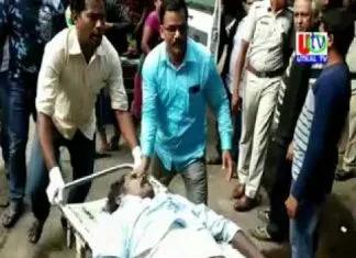 ଘରୋଇ ବସ୍ ୧୧ କେଭି ବିଦ୍ୟୁତ୍ ତାର ସଂସ୍ପର୍ଷରେ ଆସି ୯ ଜଣଙ୍କ ମୃତ୍ୟୁ , ୨୦ ରୁ ୨୫ ଜଣ ଗୁରୁତର ବ୍ରହ୍ମପୁର ବଡ଼ ଡାକ୍ତରଖାନାରେ ଭର୍ତ୍ତି, ୧୩ ଜଣଙ୍କୁ କଟକ ବଡ଼ ଡାକ୍ତରଖାନା ସ୍ଥାନାନ୍ତରିତ